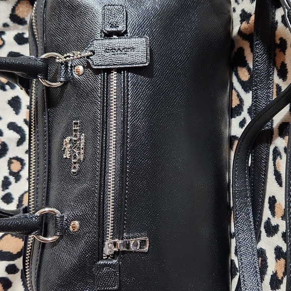 Bag - Picture 2 of 9